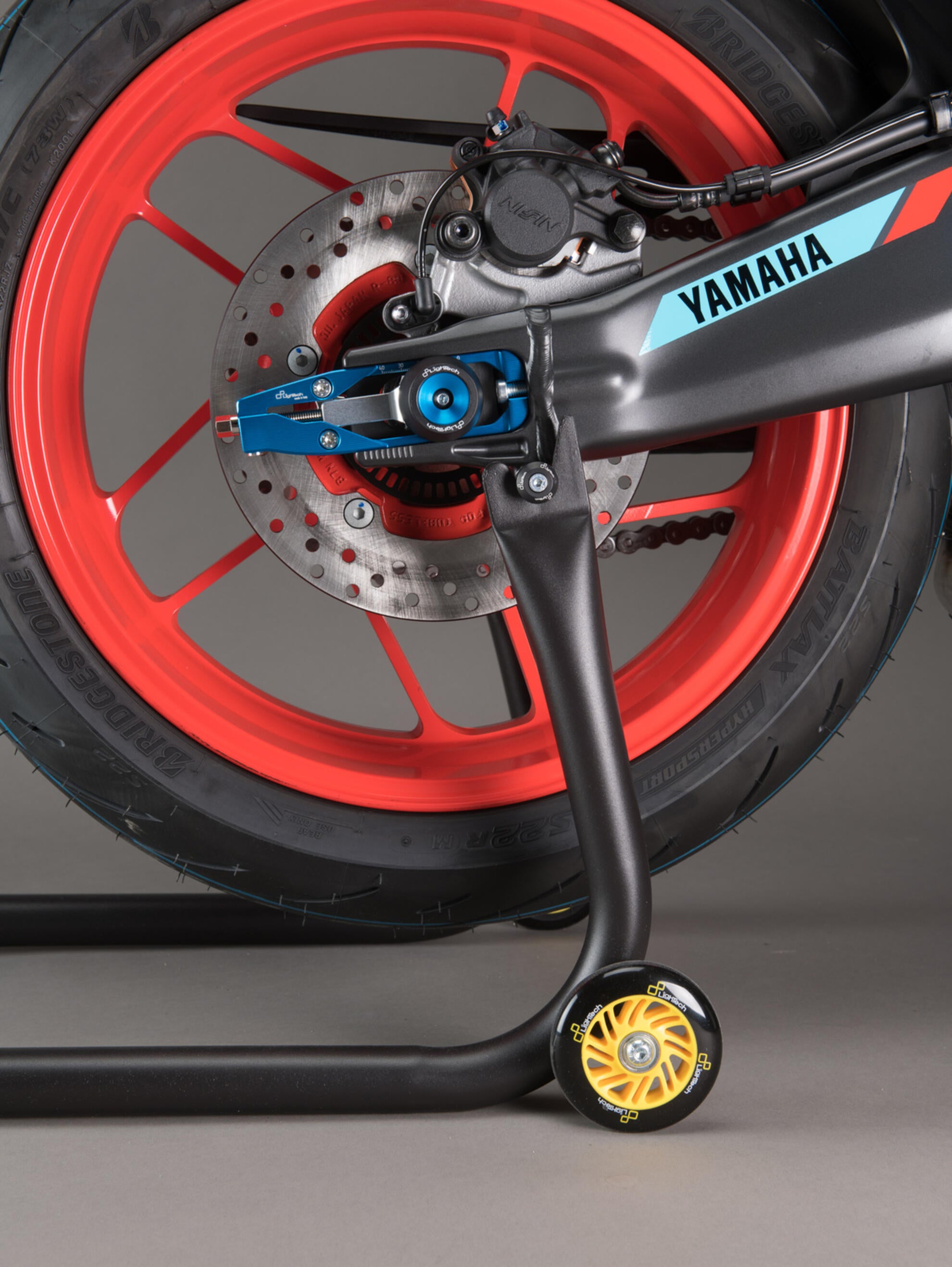Support arrière en acier LighTech Ducati Panigale V4/S (2025) avec fixations de fourche RSF036